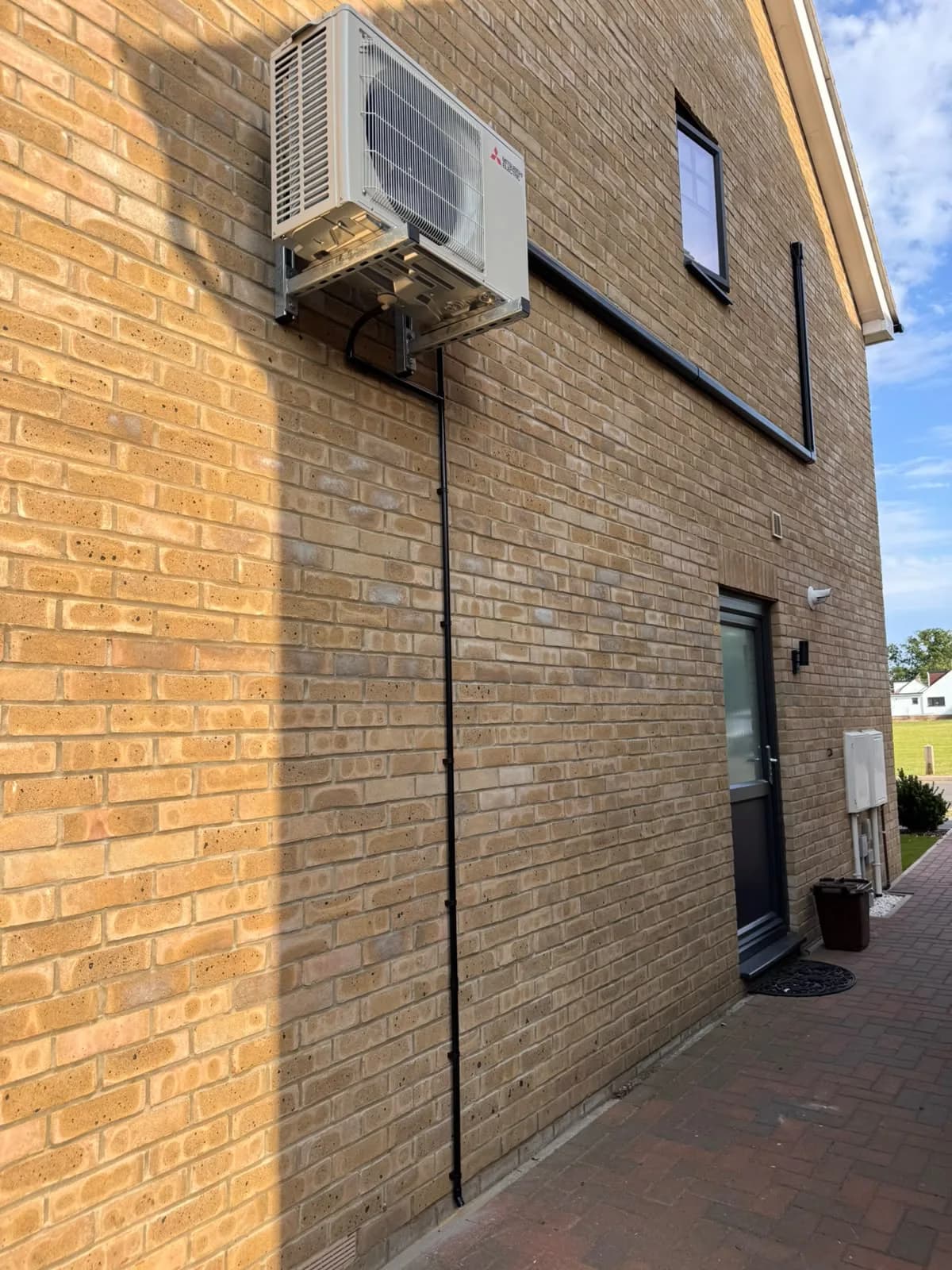 New Build Commercial Installation - Mitsubishi Electric outdoor unit air conditioning project by Knights