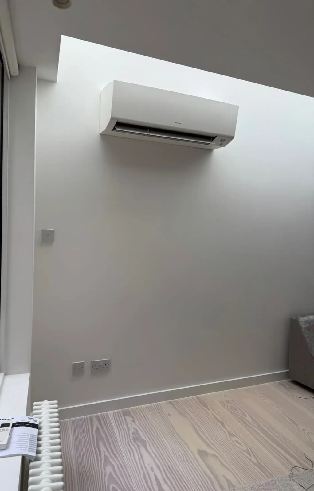 Vaulted Ceiling Extension - Daikin wall-mounted split air conditioning project by Knights
